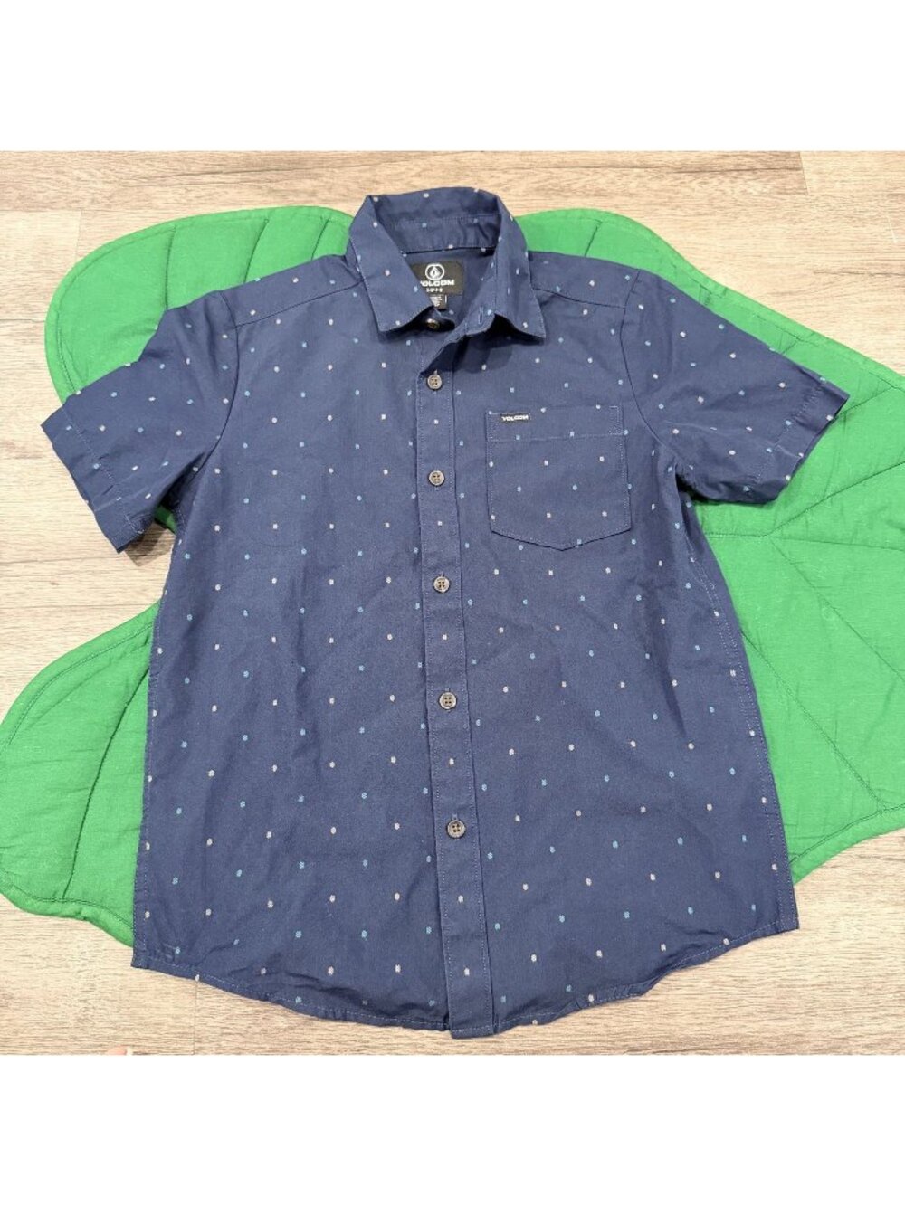 Volcom Boys Youth Small 8 Navy Blue Short Sleeve Button Front Shirt